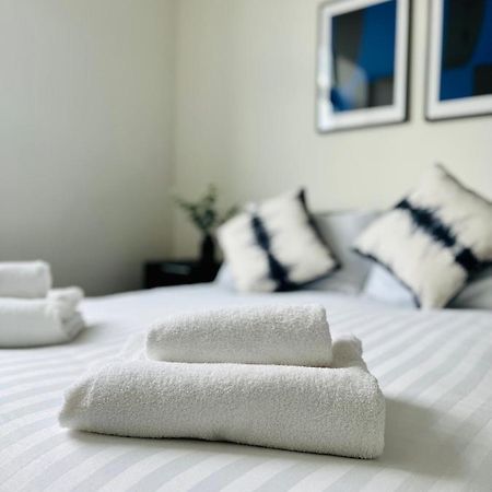 Fabulous One Bedroom Apartment Near Old Trafford Stadium Manchester Exterior foto
