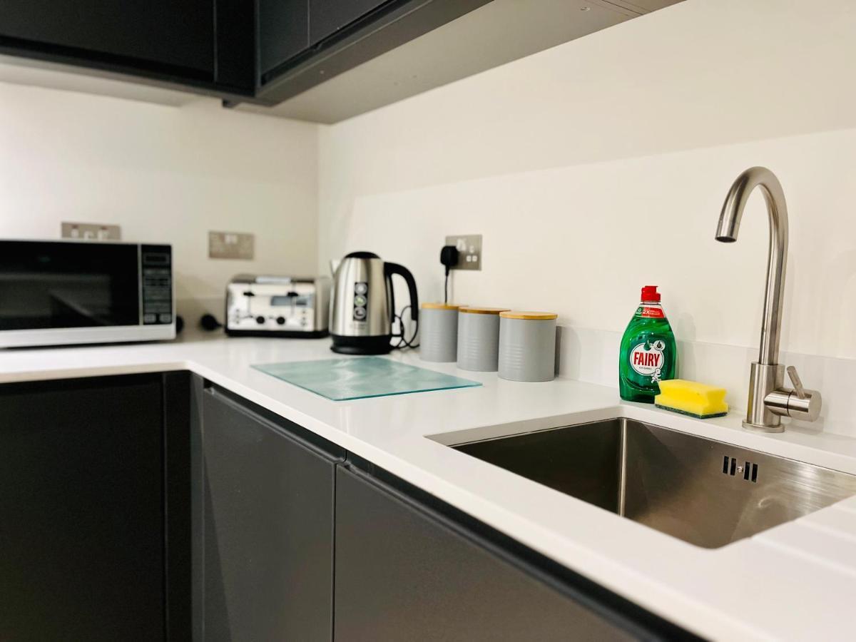 Fabulous One Bedroom Apartment Near Old Trafford Stadium Manchester Exterior foto