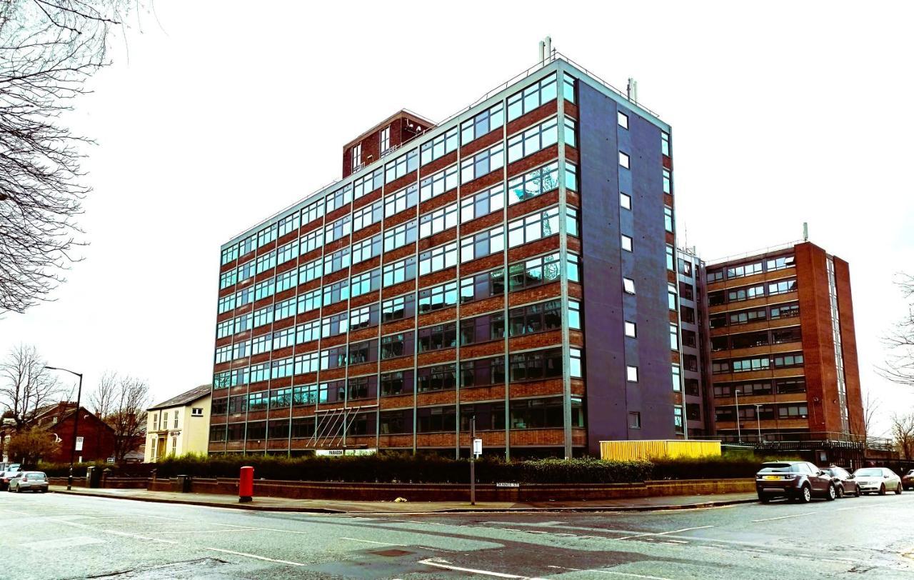 Fabulous One Bedroom Apartment Near Old Trafford Stadium Manchester Exterior foto